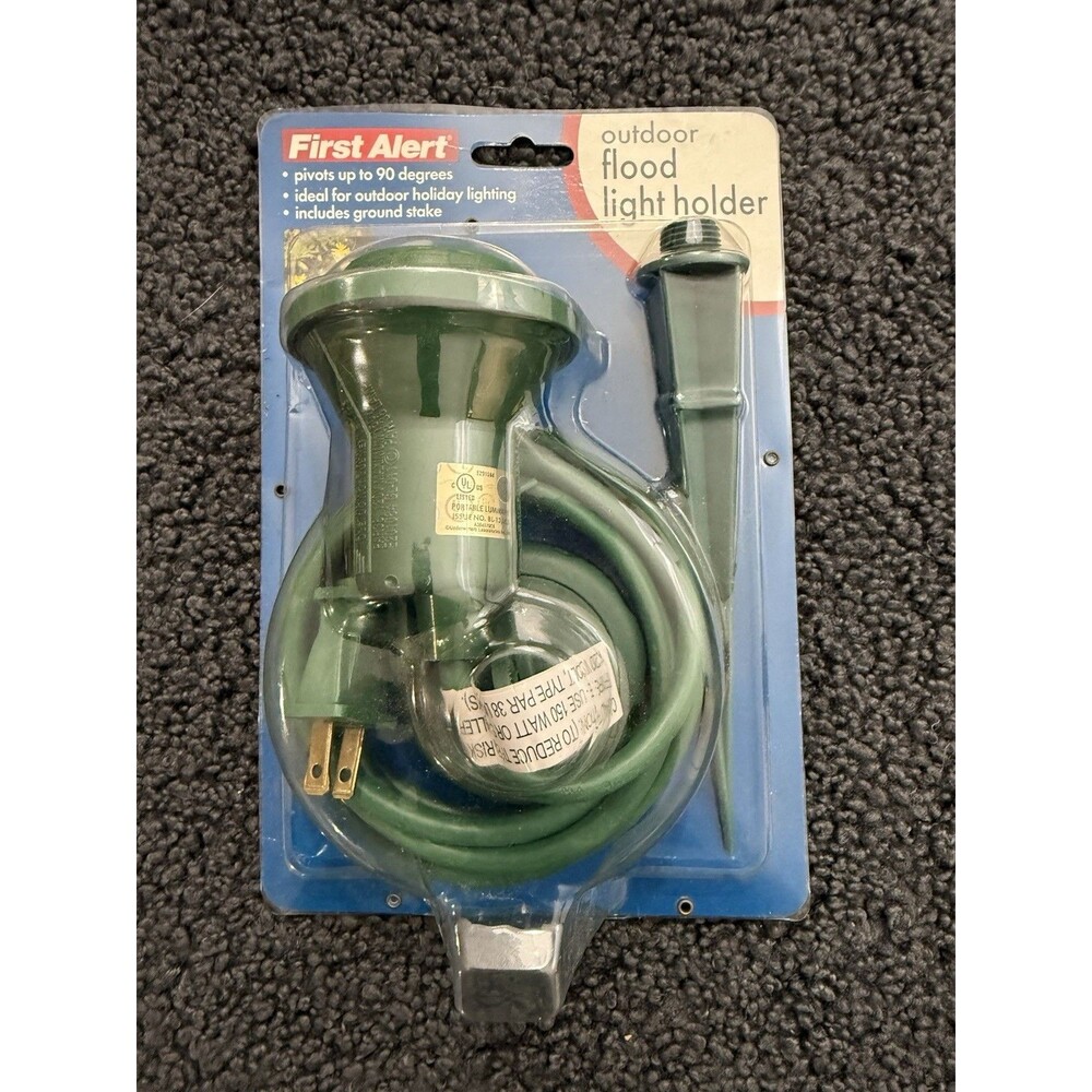 First Alert Floodlight Holder Indoor/Outdoor Ground Stake Yard Decoration Light